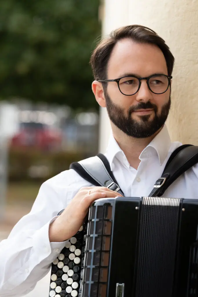 Nikola Djoric Accordion in Vienna