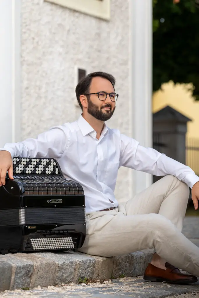 Nikola Djoric Akkordeonist Österreich